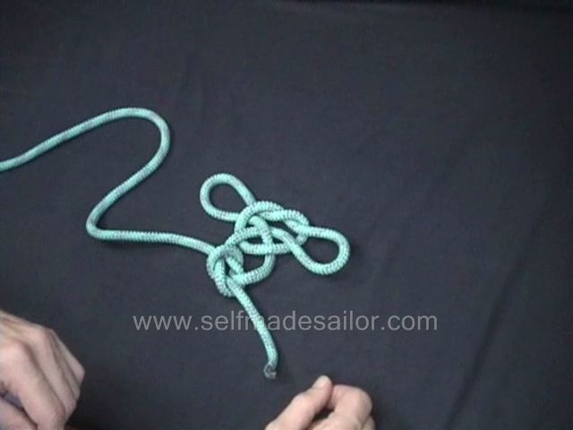A knot tying video showing a Handcuff Knot.